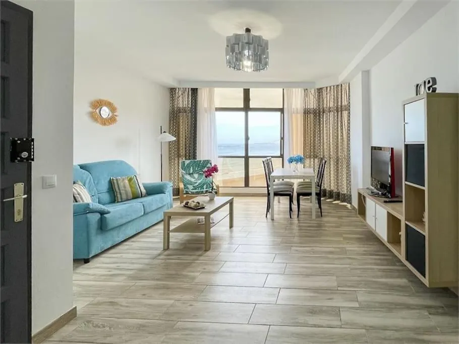 מלנארה Beachfront Apartment Incl Highspeed Wifi
